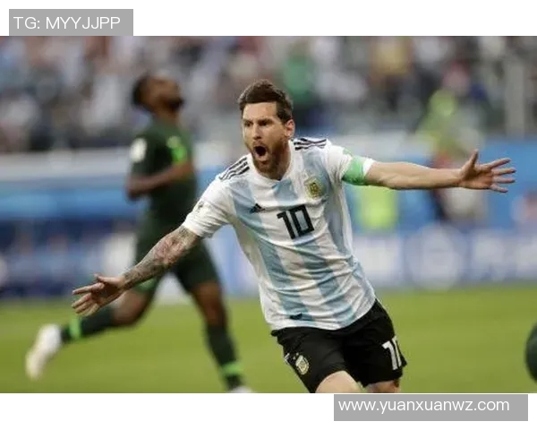 全球足球十大最富有球星揭秘他们的财富之路与奢华生活