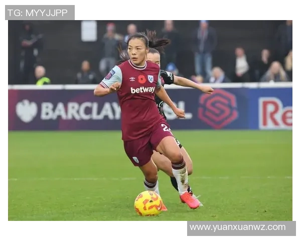 球场内外的时尚风采 足球明星穿搭解析与潮流趋势探索