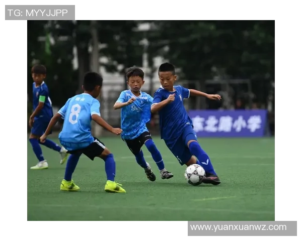 足球天才DW的崛起之路:从青训场到世界舞台的华丽蜕变